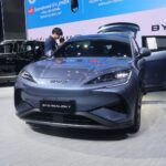 บีวายดี เปิดตัว BYD SEALION 7 AWD Ultimate 2026 อัปเกรดแบตเตอรี่ใหญ่ 91.3 kWh วิ่งไกล 600 กม. ชาร์จไว DC 230 kW เคาะราคา 1,349,900 บาท