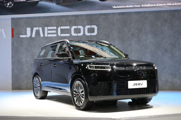 เปิดตัว JAECOO 5 EV ULTRA 2026 อัปเกรดแบตเตอรี่ใหญ่ 60.93 kWh วิ่งไกล 480 กม. มอเตอร์ 211 แรงม้า ราคาพิเศษช่วงเปิดตัว 669,000 บาท รับประกันแบตเตอรี่ตลอดชีพ