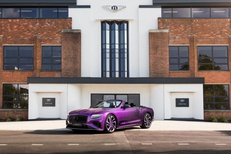 เบนท์ลีย์ เผยโฉม Bentley Continental GTC 2026 รุ่นพิเศษคันเดียวในโลก ฉลอง 80 ปี โรงงานเมืองครูว์ ก่อนเปิดศักราชรถยนต์ไฟฟ้า