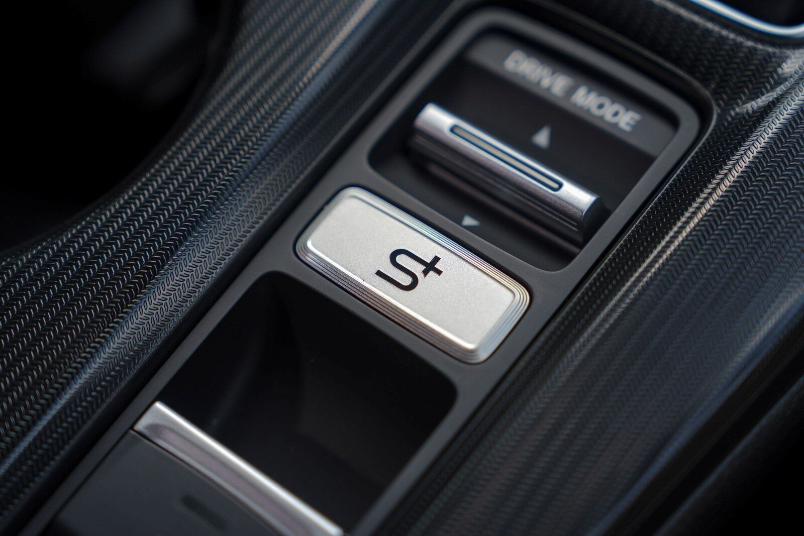 ปลุกจิตวิญญาณสนามแข่งใน Honda Civic e:HEV 2026 สัมผัสนวัตกรรมเกียร์จำลอง Honda S+ Shift ขับสนุกเร้าใจทุกเส้นทาง 2