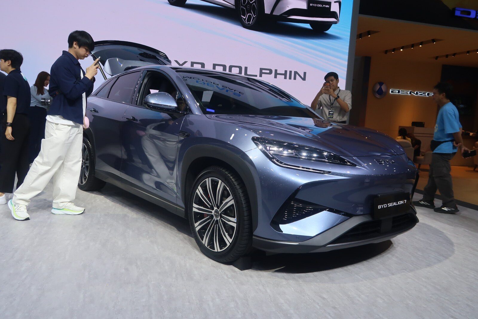 บีวายดี เปิดตัว BYD SEALION 7 AWD Ultimate 2026 อัปเกรดแบตเตอรี่ใหญ่ 91.3 kWh วิ่งไกล 600 กม. ชาร์จไว DC 230 kW เคาะราคา 1,349,900 บาท 2