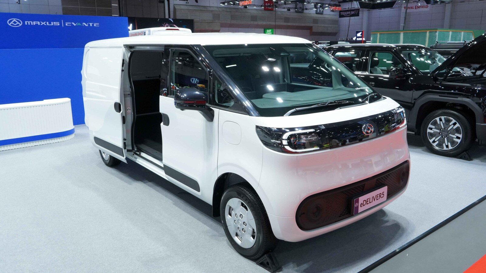 เปิดตัวทางการในไทย! MAXUS Commercial ยกทัพรถไฟฟ้าเชิงพาณิชย์ 4 รุ่น บุก BIG Motor Sale 2026 ส่ง eDeliver 5 เริ่ม 9.9 แสน ควงกระบะไฟฟ้า eTerron 9 เคาะ 1.69 ล้าน 2