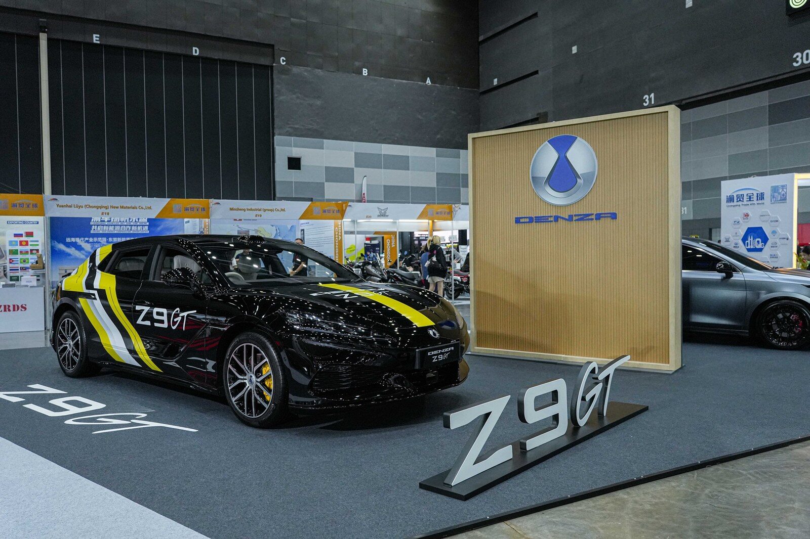 BYD SEAL 5 DM-i 2026 และ DENZA Z9GT 2026 อวดโฉมเวอร์ชันตกแต่งพิเศษ บุกมหกรรม BANGKOK Auto Salon 2026 โชว์สมรรถนะพลังงานใหม่ระดับแถวหน้า 2