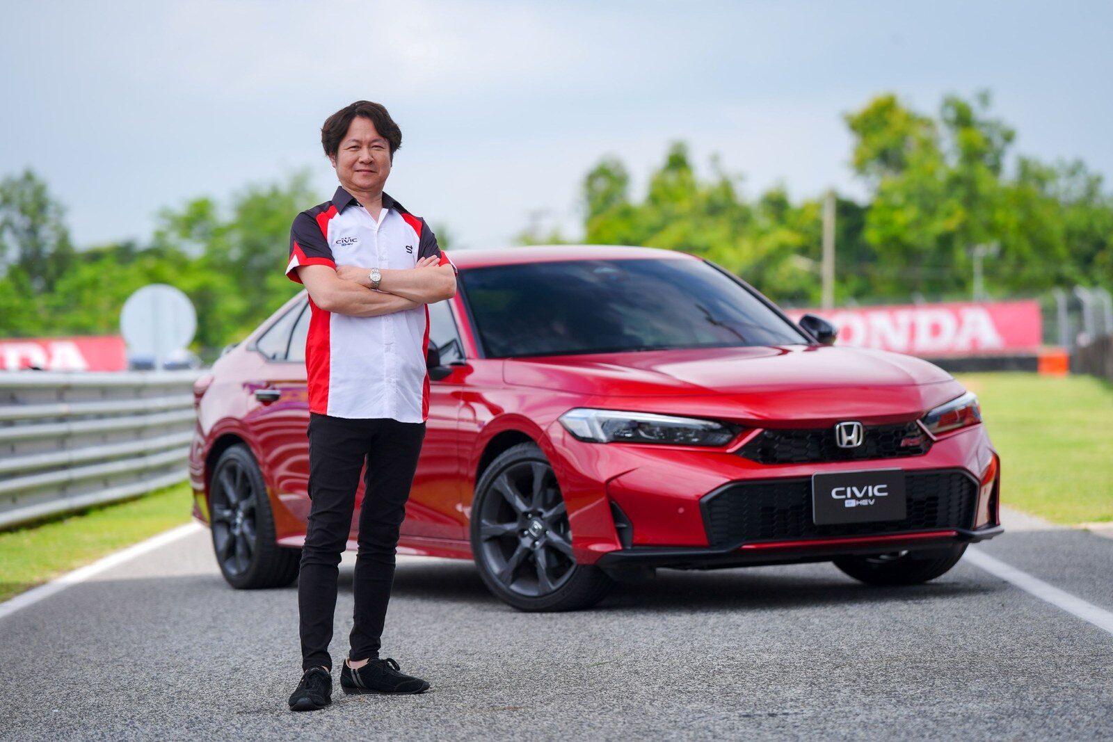 ปลุกจิตวิญญาณสนามแข่งใน Honda Civic e:HEV 2026 สัมผัสนวัตกรรมเกียร์จำลอง Honda S+ Shift ขับสนุกเร้าใจทุกเส้นทาง 3