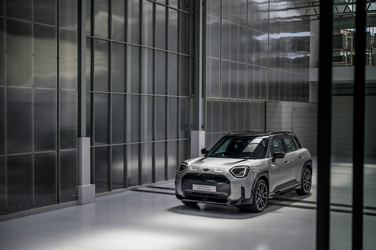 มินิ ประเทศไทย เปิดตัวท็อปสุด MINI Aceman SE JCW Collection 2026 ลิมิเต็ด 30 คัน ใส่ล้อ 19 นิ้ว ออปชันเต็มขั้นสุด เคาะราคา 2.099 ล้านบาท 3