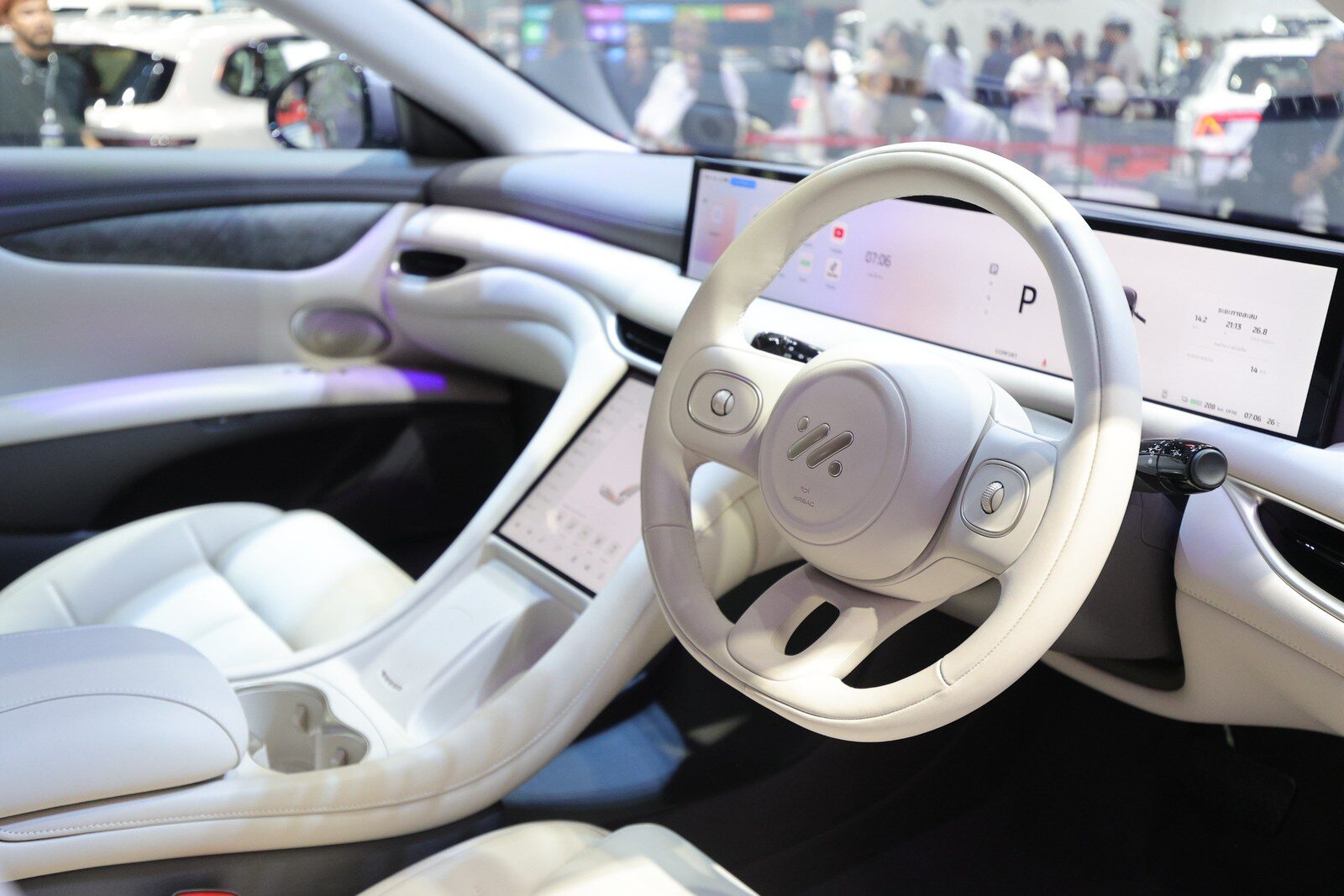 เอ็มจี เปิดตัว MG IM5 EXCLUSIVE EDITION 2026 ลิมิเต็ด 50 คัน สีใหม่ Morandi Purple ขุมพลัง 407 แรงม้า วิ่งไกล 860 กม. ชาร์จไว 18 นาที เคาะราคา 1.499 ล้านบาท 4