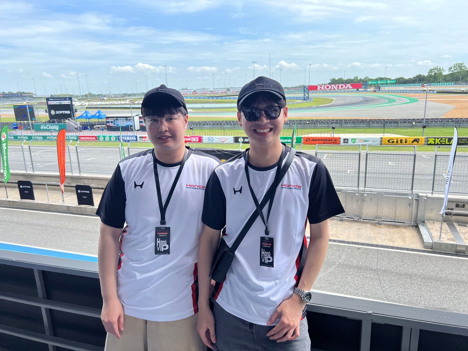 ฮอนด้า พาผู้ใช้รถสัมผัส DNA มอเตอร์สปอร์ต ในทริปพิเศษ “Honda One Make Race 2026 Exclusive Trip” เชียร์ติดขอบสนาม พร้อมติวเข้ม Driving Clinic ณ ช้าง เซอร์กิต 4
