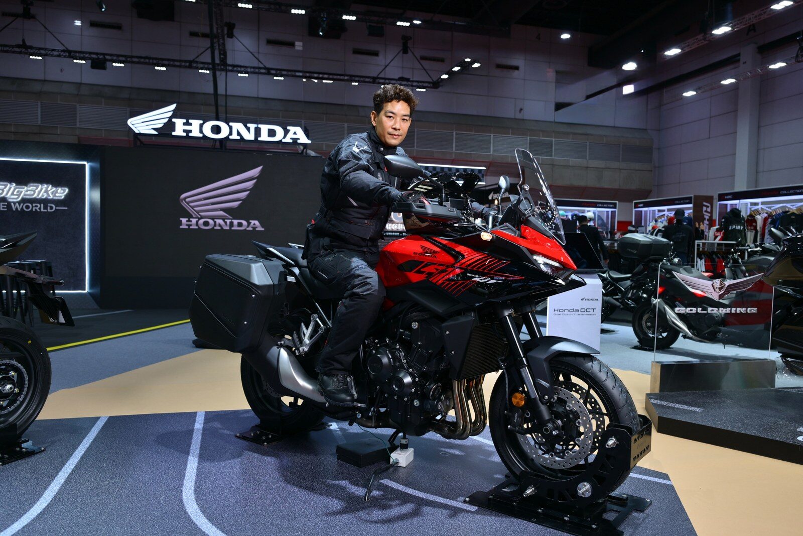 ไทยฮอนด้า เปิดตัว New Honda CB1000GT 2026 สปอร์ตทัวร์ริ่ง 4 สูบ 1,000 ซีซี ช่วงล่างไฟฟ้า จอ TFT 5 นิ้ว เคาะราคาเริ่ม 514, 9