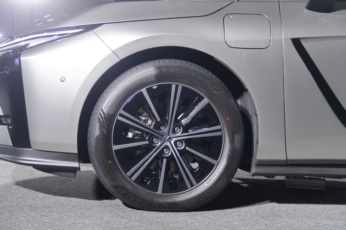 ALL-NEW LEXUS ES 2026 BEV ซีดานไฟฟ้าคันแรกของค่าย เปิดตัวราคาเริ่มต้น 3,290,000 บาท 9