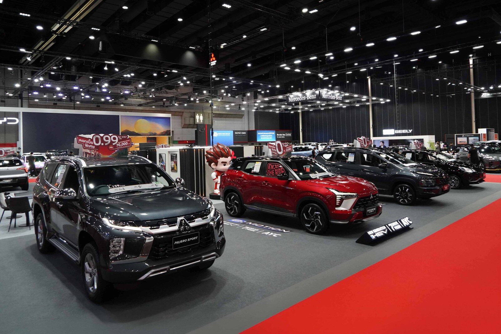 มิตซูบิชิ มอเตอร์ส ลุยงาน BIG MOTOR SALE 2026 จัดโปรดอกเบี้ย 0% นำทัพ Xforce HEV ขยายรับประกันไฮบริด 7 ปี พร้อมฉลองแชมป์ AXCR แจกบัตรน้ำมันหมื่นบาท 11