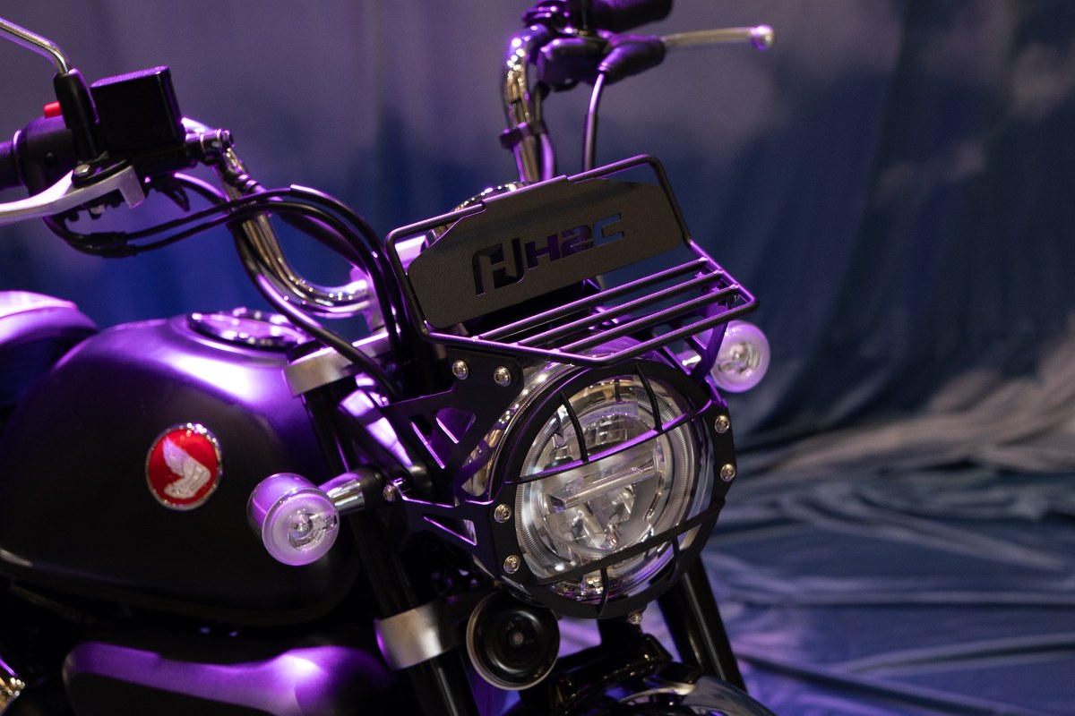 CUB House ดึง PUN ถ่ายทอดตัวตนลง Honda Monkey 2026 ในนิทรรศการ MUSEUM OF SOMNIA 11