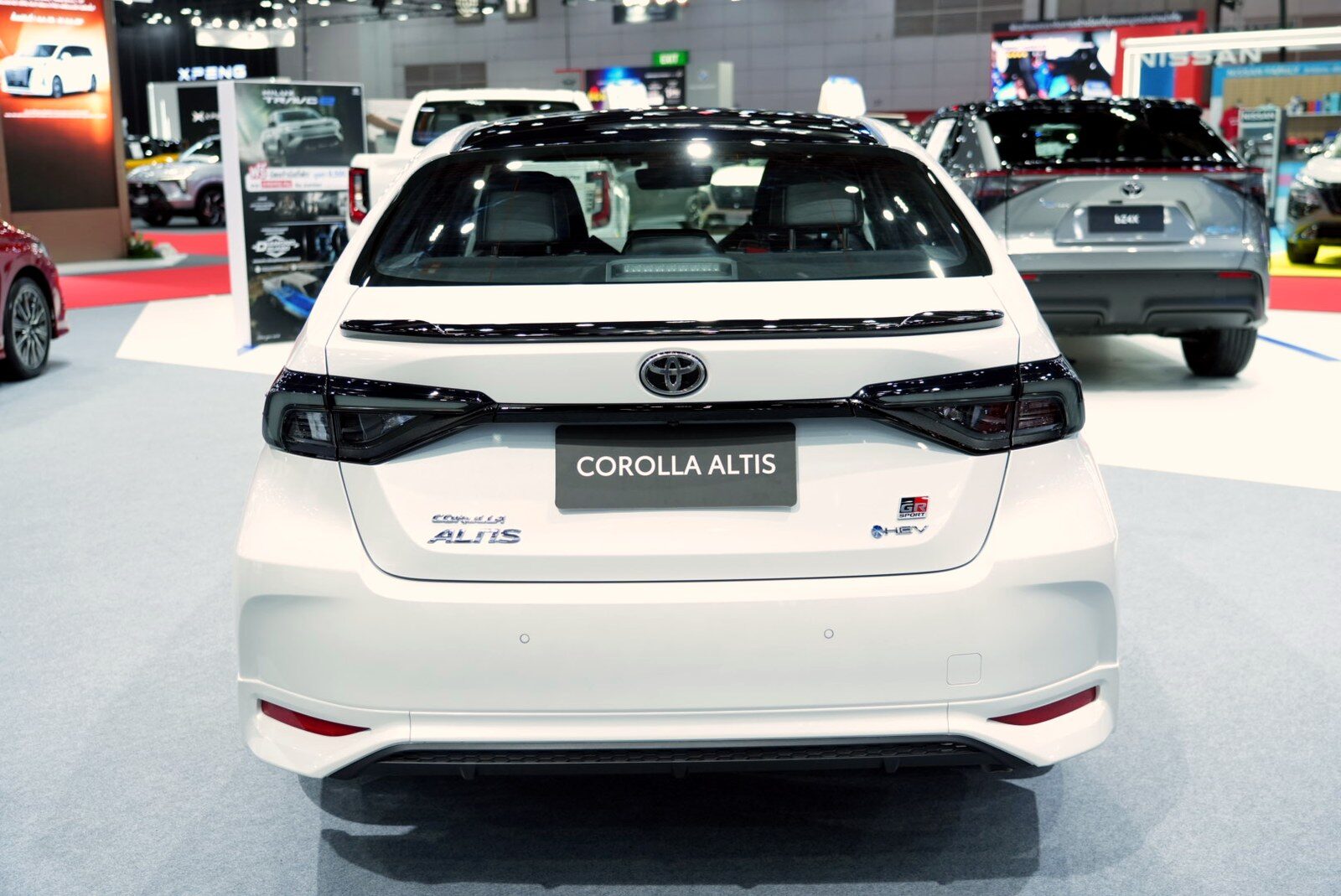 โตโยต้า จัดเต็ม BIG MOTOR SALE 2026 ส่งแคมเปญ 470 ล้านบาท เปิดตัว Alphard และ Vellfire HEV SMART เริ่ม 3.59 ล้าน พร้อม Land Cruiser FJ ราคาพิเศษ 1.269 ล้าน 12