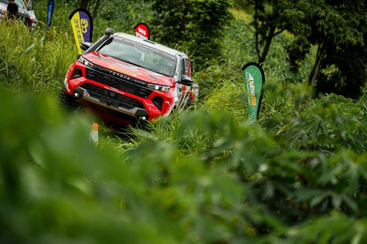 TOYOTA GAZOO Racing Thailand โชว์ฟอร์มแกร่ง พา Hilux TRAVO 2026 ผงาดคว้าอันดับ 2 โอเวอร์ออล ศึกแรลลี่หฤโหด AXCR 2026 ลุยฝ่า 5 จังหวัดกว่า 2,000 กม. 13