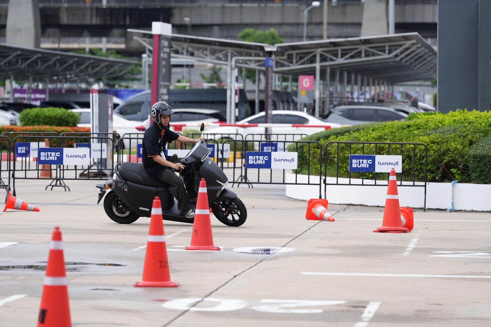 BIG MOTOR SALE 2026 คึกคักเกินคาด! กวาดยอดจอง 2 วันแรกสุดร้อนแรง ชี้ผู้บริโภคกำลังซื้อยังแน่น มุ่งเน้นรถคุณภาพคุ้มราคา OMODA & JAECOO นำโด่ง 735 คัน 15
