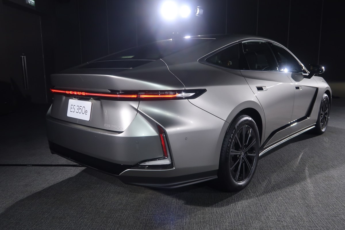 ALL-NEW LEXUS ES 2026 BEV ซีดานไฟฟ้าคันแรกของค่าย เปิดตัวราคาเริ่มต้น 3,290,000 บาท 17