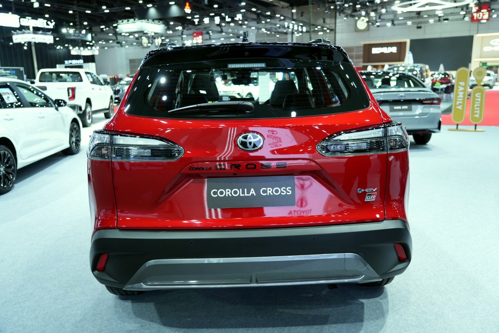 โตโยต้า จัดเต็ม BIG MOTOR SALE 2026 ส่งแคมเปญ 470 ล้านบาท เปิดตัว Alphard และ Vellfire HEV SMART เริ่ม 3.59 ล้าน พร้อม Land Cruiser FJ ราคาพิเศษ 1.269 ล้าน 18