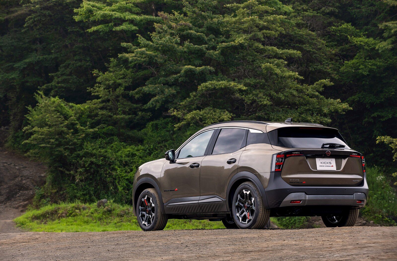 นิสสัน เปิดตัว Nissan Kicks ROCK CREEK 2026 เสริมลุคสายลุยสุดแกร่ง เบาะกันน้ำ ขุมพลัง e-POWER พร้อมระบบขับ 4 e-4ORCE เคาะราคาเริ่ม 3.48 ล้านเยนในญี่ปุ่น 19