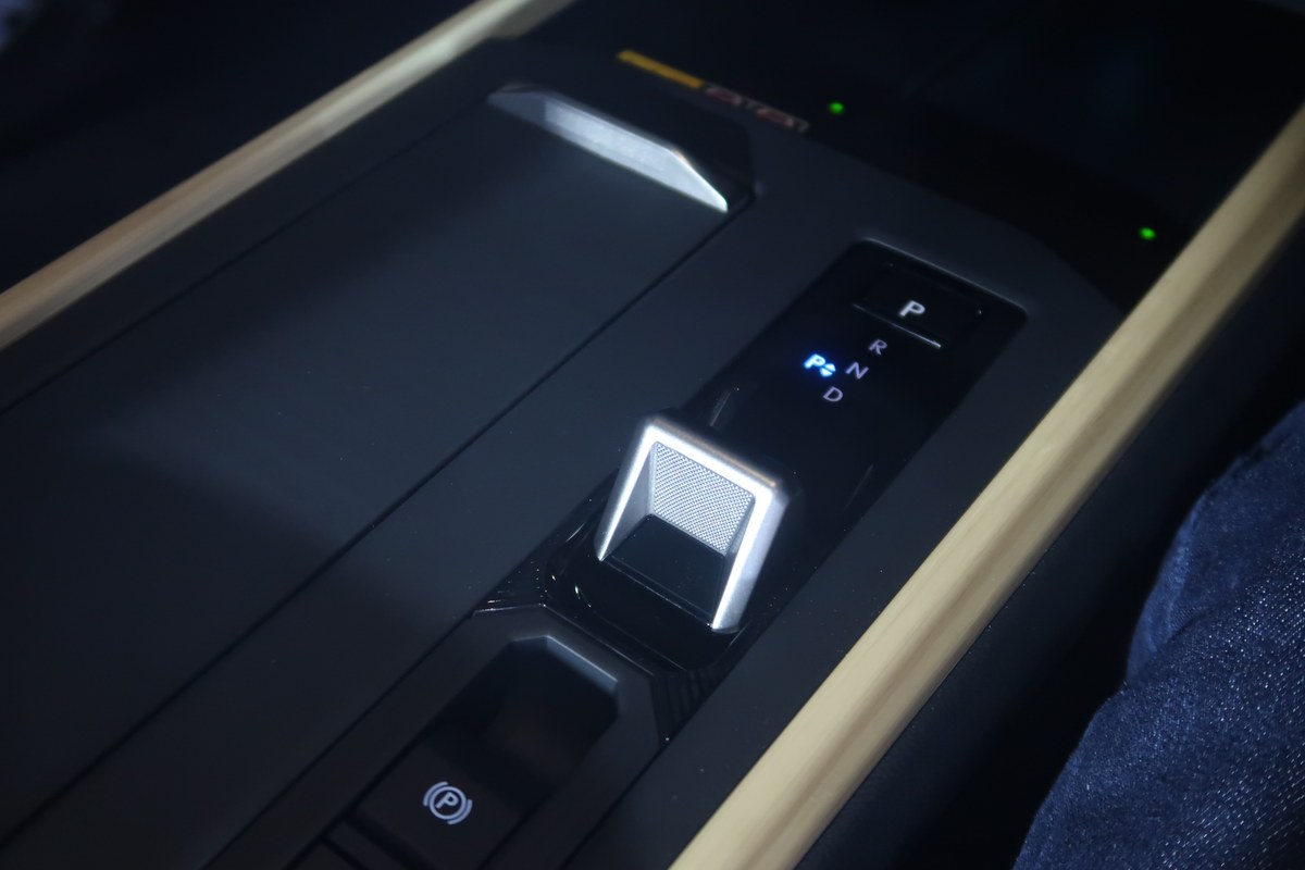ALL-NEW LEXUS ES 2026 BEV ซีดานไฟฟ้าคันแรกของค่าย เปิดตัวราคาเริ่มต้น 3,290,000 บาท 20