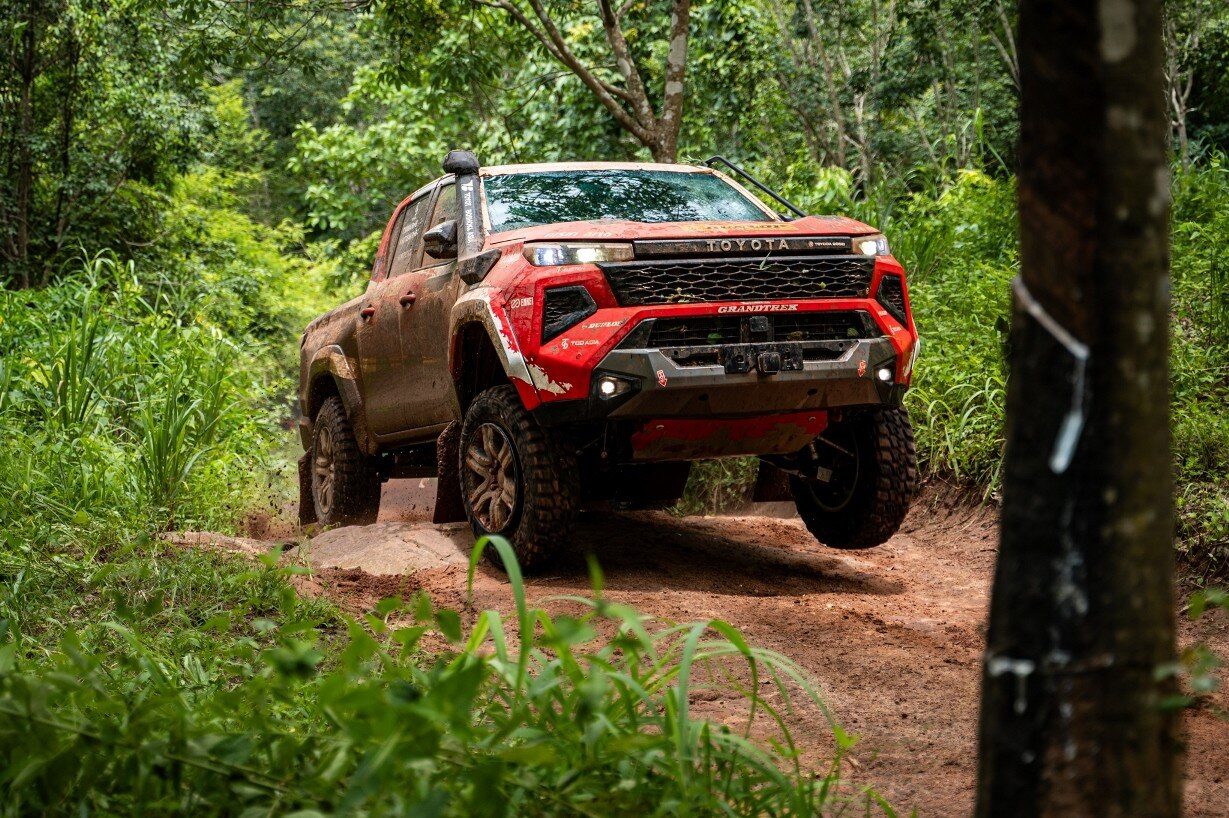 TOYOTA GAZOO Racing Thailand โชว์ฟอร์มแกร่ง พา Hilux TRAVO 2026 ผงาดคว้าอันดับ 2 โอเวอร์ออล ศึกแรลลี่หฤโหด AXCR 2026 ลุยฝ่า 5 จังหวัดกว่า 2,000 กม. 21