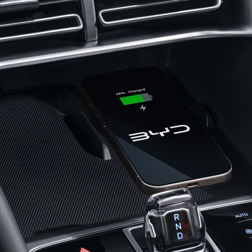 บีวายดี เปิดตัว BYD SEALION 6 DM-i Extended 2026 แบตเตอรี่ใหญ่ขึ้น วิ่งไฟฟ้าล้วน 150 กม. ถังน้ำมัน 60 ลิตร เคาะราคา 969,900 บาท ในงาน BIG MOTOR SALE 2026 21