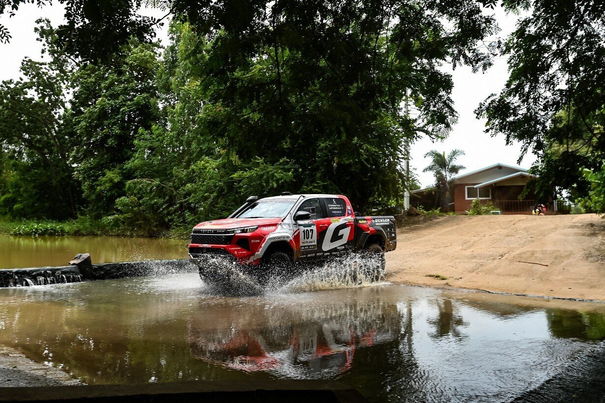 TOYOTA GAZOO Racing Thailand โชว์ฟอร์มแกร่ง พา Hilux TRAVO 2026 ผงาดคว้าอันดับ 2 โอเวอร์ออล ศึกแรลลี่หฤโหด AXCR 2026 ลุยฝ่า 5 จังหวัดกว่า 2,000 กม. 26