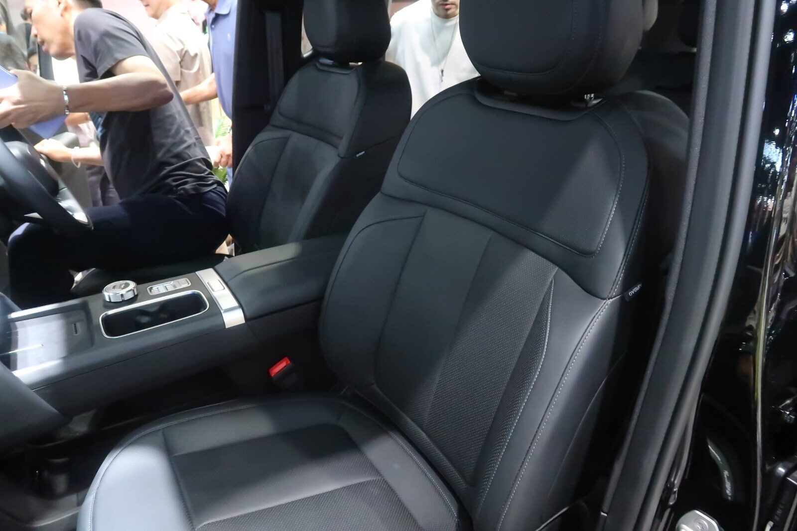ทำความรู้จัก iCAUR แบรนด์เอสยูวีพรีเมียมจาก Chery เปิดตัว iCAUR V27 REEV 2026 ดีไซน์ Classic Boxy ขุมพลัง 455 แรงม้า วิ่งไกล 1,000 กม. อวดโฉมครั้งแรกในงาน BIG Motor Sale 2026 32