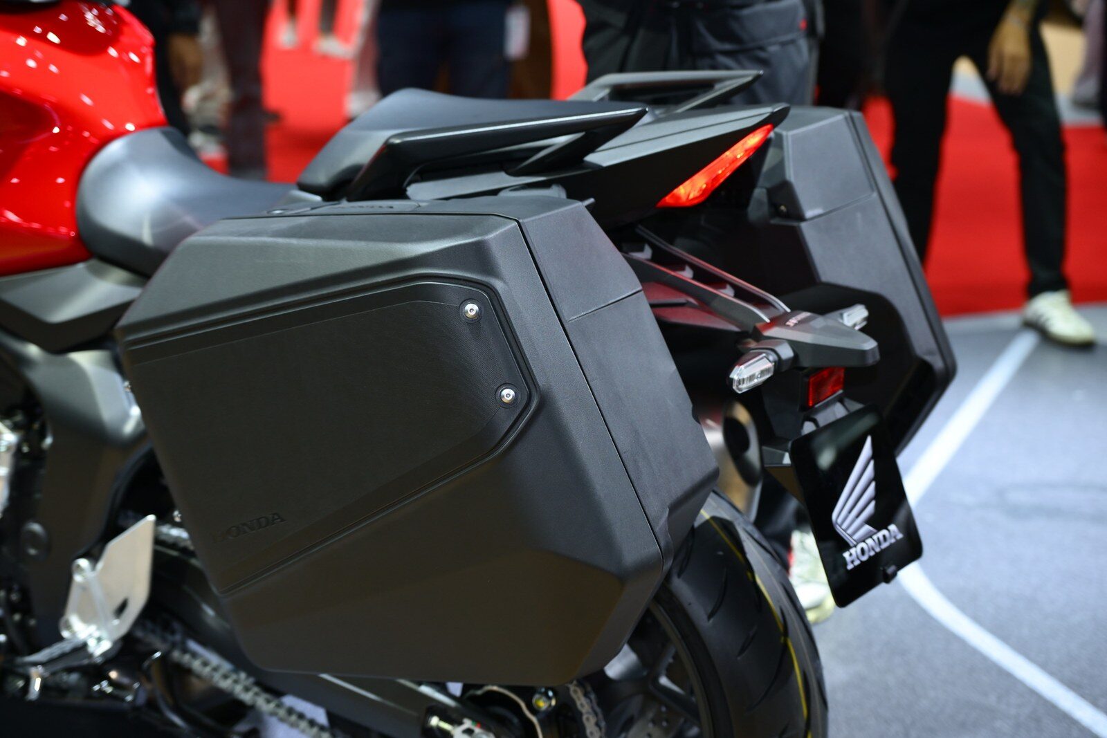 ไทยฮอนด้า เปิดตัว New Honda CB1000GT 2026 สปอร์ตทัวร์ริ่ง 4 สูบ 1,000 ซีซี ช่วงล่างไฟฟ้า จอ TFT 5 นิ้ว เคาะราคาเริ่ม 514, 42