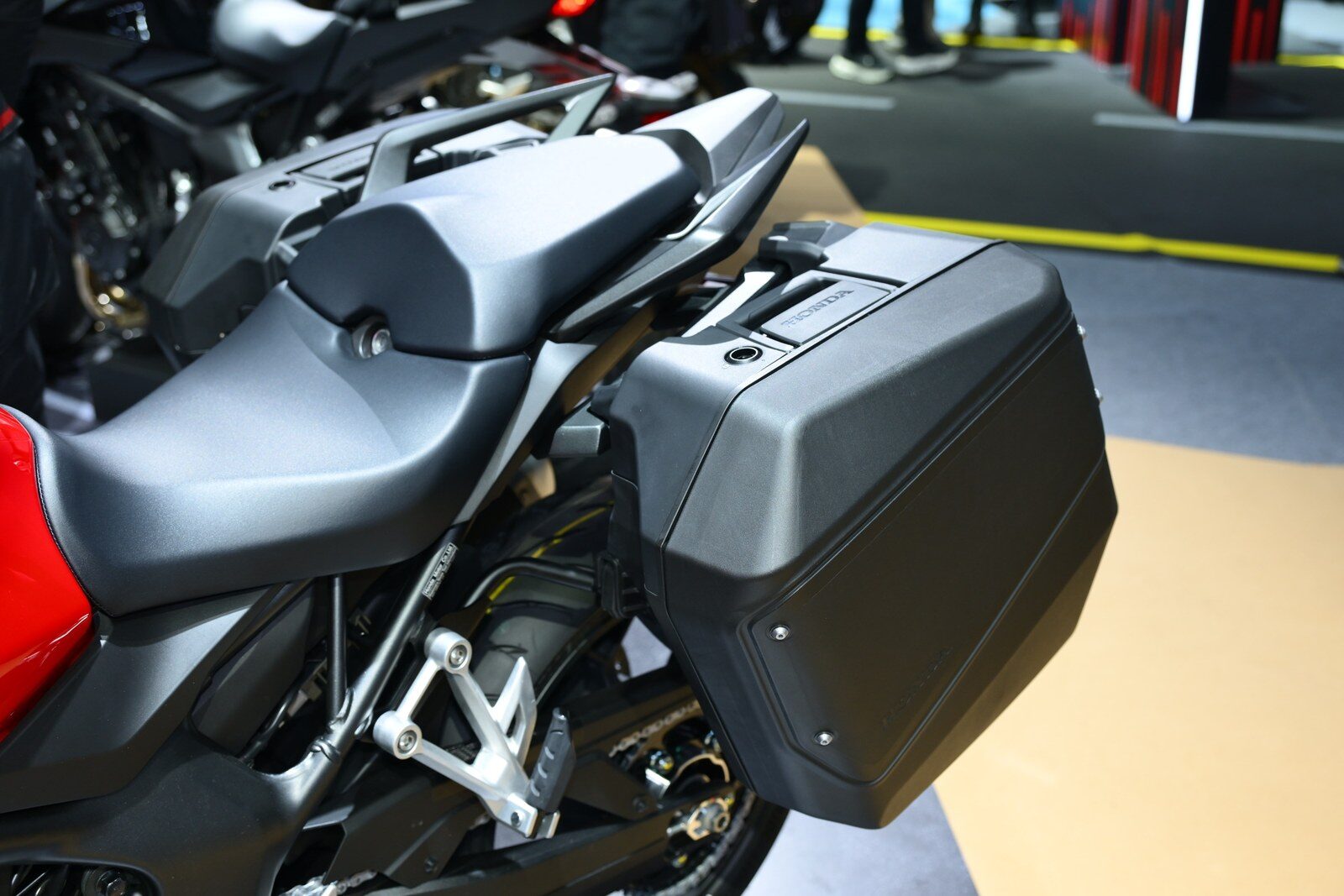 ไทยฮอนด้า เปิดตัว New Honda CB1000GT 2026 สปอร์ตทัวร์ริ่ง 4 สูบ 1,000 ซีซี ช่วงล่างไฟฟ้า จอ TFT 5 นิ้ว เคาะราคาเริ่ม 514, 43
