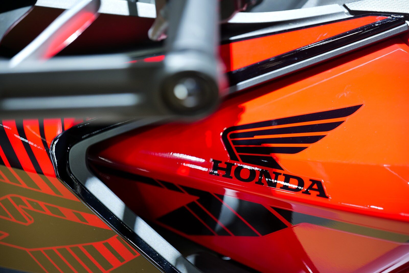 ไทยฮอนด้า เปิดตัว New Honda CB1000GT 2026 สปอร์ตทัวร์ริ่ง 4 สูบ 1,000 ซีซี ช่วงล่างไฟฟ้า จอ TFT 5 นิ้ว เคาะราคาเริ่ม 514, 44