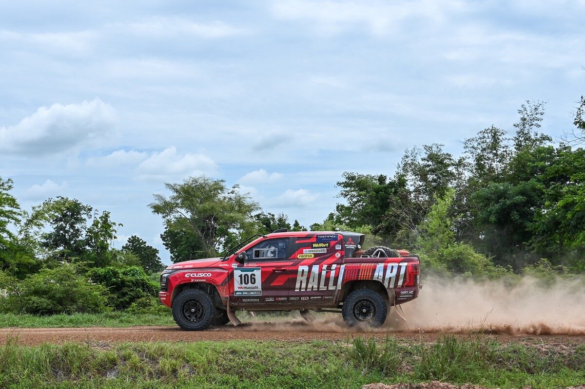 ทีมมิตซูบิชิ แรลลี่อาร์ต ผงาดป้องกันแชมป์ AXCR 2026 คว้าชัยชนะ Overall 2 ปีซ้อน ส่ง Triton 2026 จารึกประวัติศาสตร์นักขับญี่ปุ่นคู่แรกครองบัลลังก์ 69