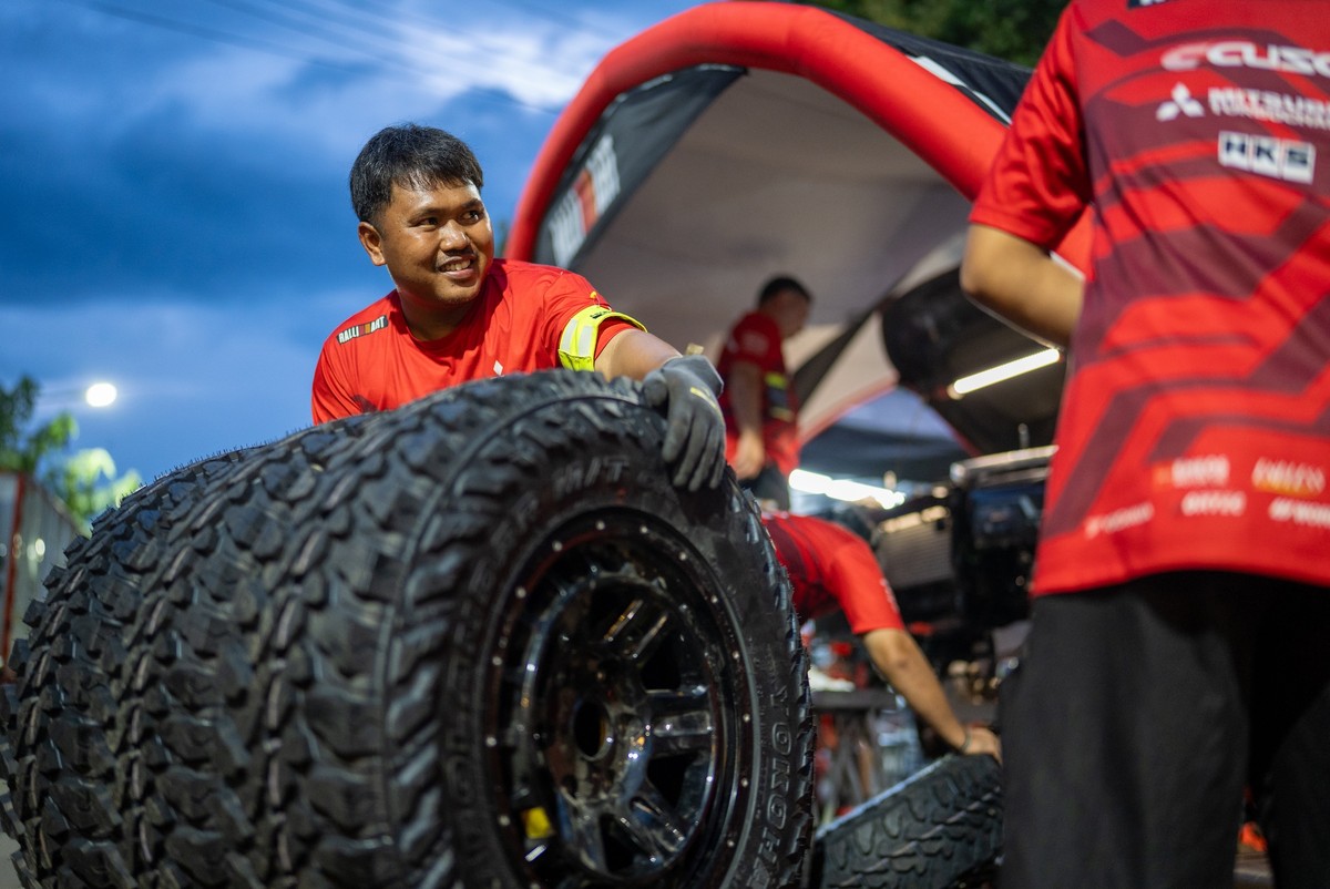 ทีมมิตซูบิชิ แรลลี่อาร์ต ผงาดป้องกันแชมป์ AXCR 2026 คว้าชัยชนะ Overall 2 ปีซ้อน ส่ง Triton 2026 จารึกประวัติศาสตร์นักขับญี่ปุ่นคู่แรกครองบัลลังก์ 138