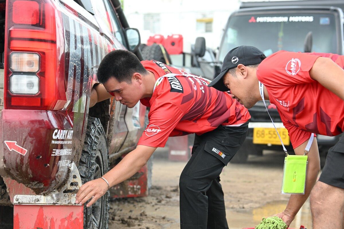 ทีมมิตซูบิชิ แรลลี่อาร์ต ผงาดป้องกันแชมป์ AXCR 2026 คว้าชัยชนะ Overall 2 ปีซ้อน ส่ง Triton 2026 จารึกประวัติศาสตร์นักขับญี่ปุ่นคู่แรกครองบัลลังก์ 140