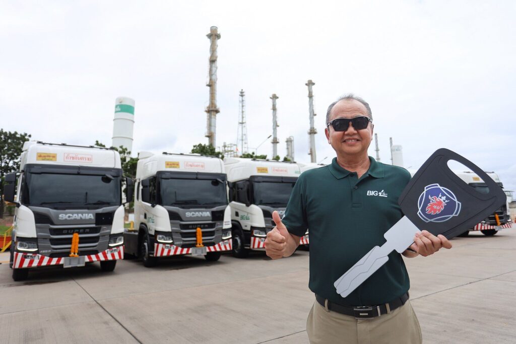 บีไอจี ขยายฟลีทรถบรรทุก Scania Super Euro 5 2026 เสริมแกร่งโลจิสติกส์พลังงานสะอาด หนุนดาต้าเซ็นเตอร์และอิเล็กทรอนิกส์โตต่อเนื่อง (ปก)
