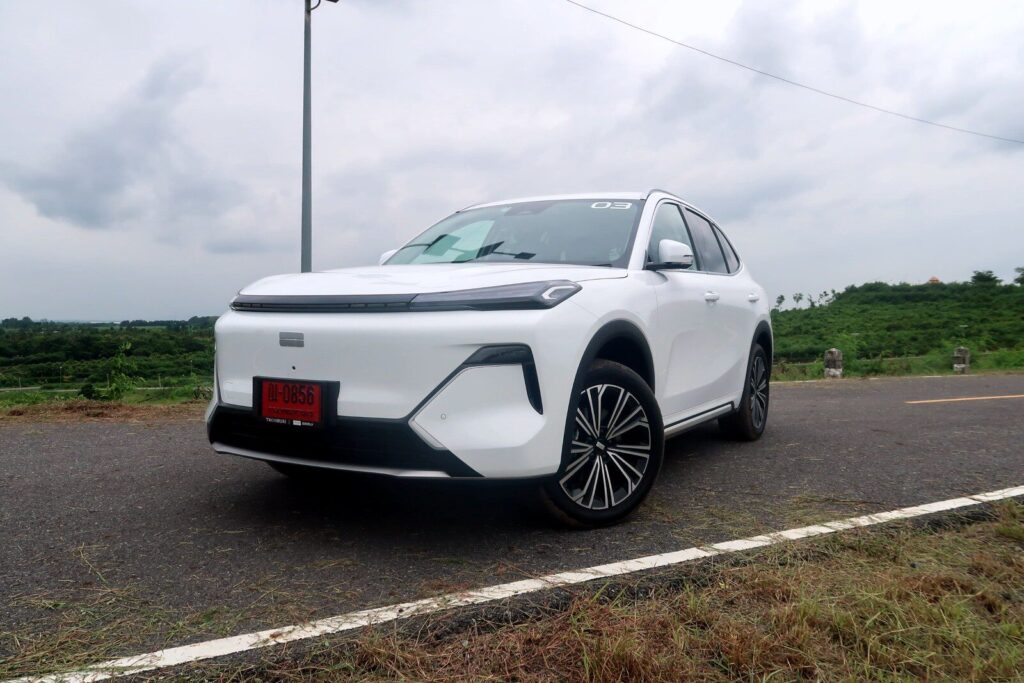 Geely Starray EM-R 2026 วิ่งจริง 22.2 กม./ลิตร เริ่ม 6 แสน 7