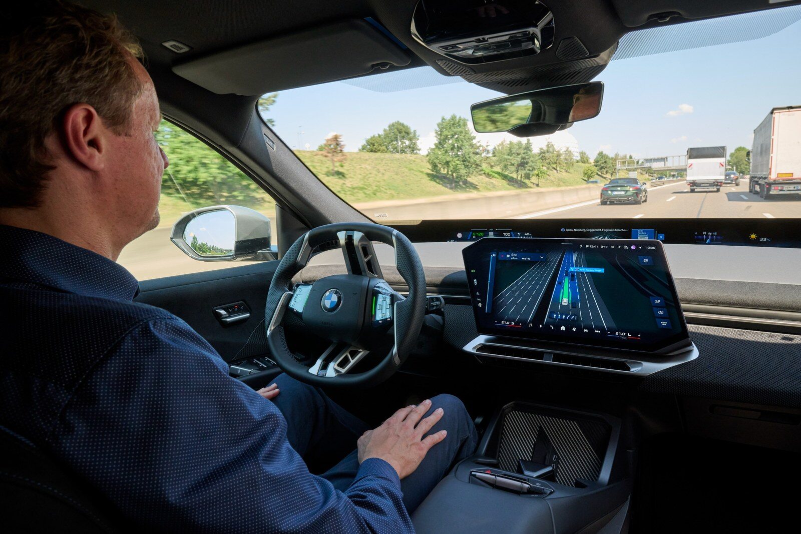 BMW เปิดตัว BMW Maps มุมมอง 3D รวมระบบนำทางและฟังก์ชันช่วยขับขี่ในจอเดียว ยกระดับความปลอดภัย เริ่มใช้งานตุลาคม 2026 3