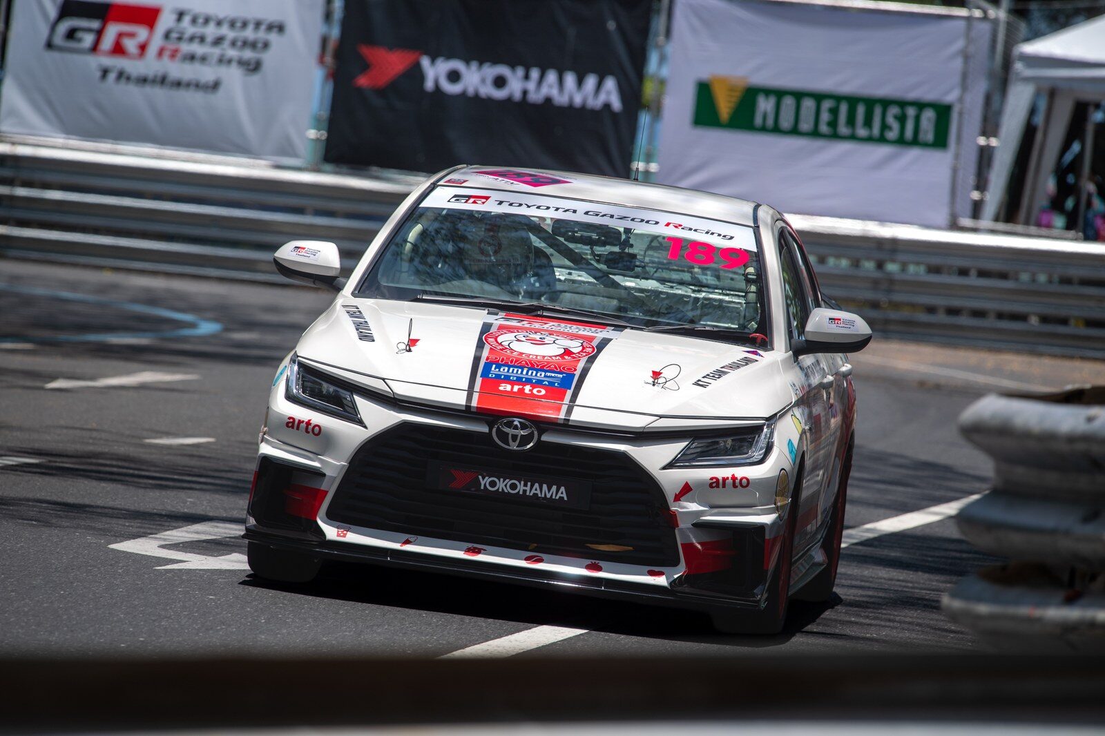 Toyota Gazoo Racing Thailand 2026 สนาม 2 สะพานหิน ภูเก็ต เปิดศึกประวัติศาสตร์ไฮบริด Yaris ATIV HEV GR Sport ท่ามกลางเสียงเชียร์สนั่นแทร็ก 4