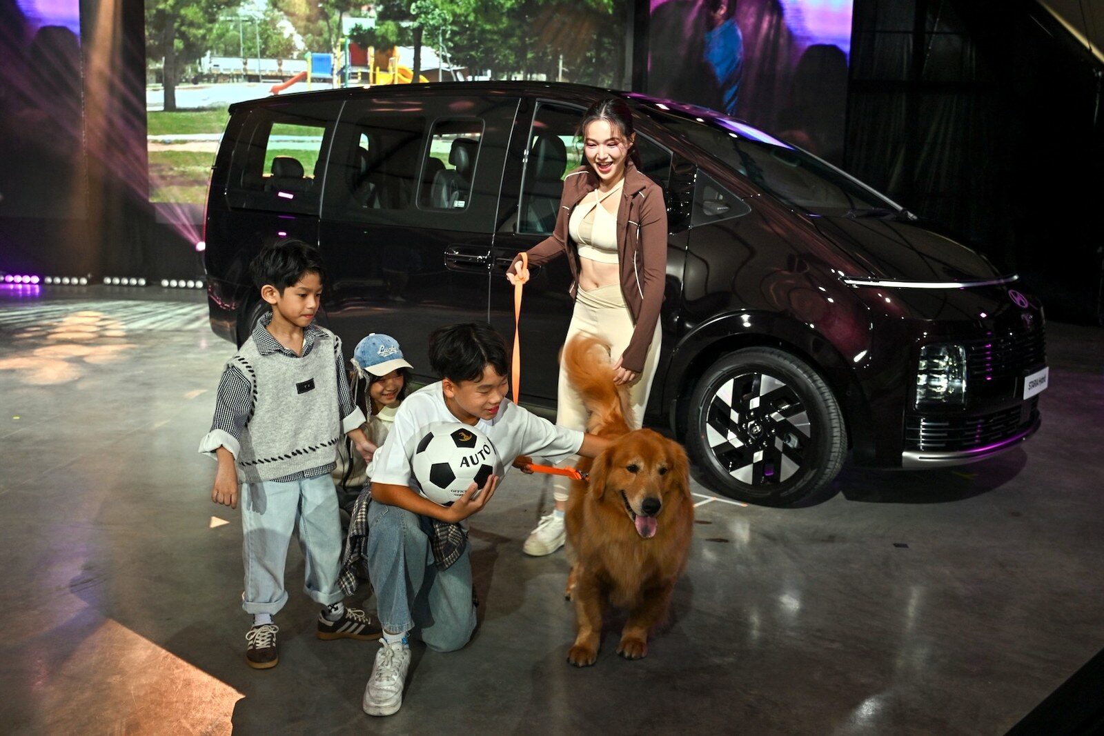 Hyundai ชูกลยุทธ์ STARIA Hybrid 2026 คลุมทุกสไตล์การใช้งานผ่าน 11 ที่นั่ง แทนการเน้นย้ำเพียงตัวเลขสมรรถนะ 6