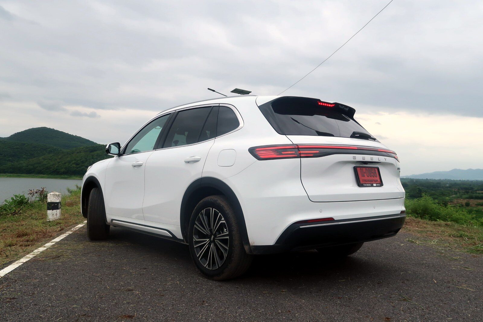 Geely Starray EM-R 2026 วิ่งจริง 22.2 กม./ลิตร เริ่ม 6 แสน 8