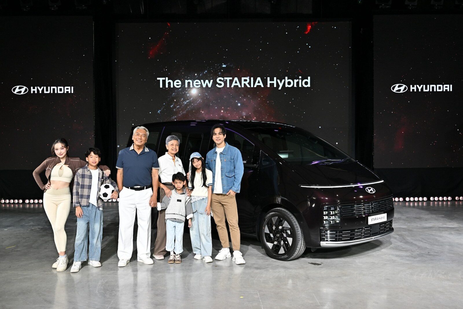 Hyundai ชูจุดเด่น STARIA Hybrid 2026 ทางเลือกใหม่ MPV ไฮบริด 11 ที่นั่ง ตอบโจทย์เสาหลักครอบครัว 7