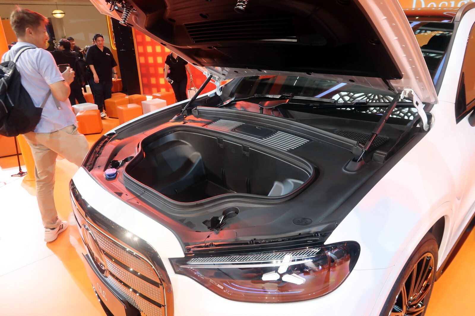 Mercedes-Benz electric GLC 2026 ในไทย วางราคาไม่เกิน 3.7 ล้าน 9