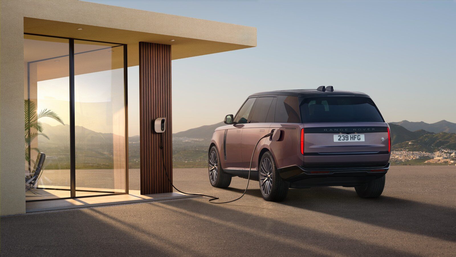 เปิดตัว Range Rover Electric 2026 เอสยูวีไฟฟ้าเรือนร่างหรู 550 แรงม้า ลุยน้ำลึก 900 มม. ชาร์จไว 800V พร้อมเปิดรับจองในไทย 9