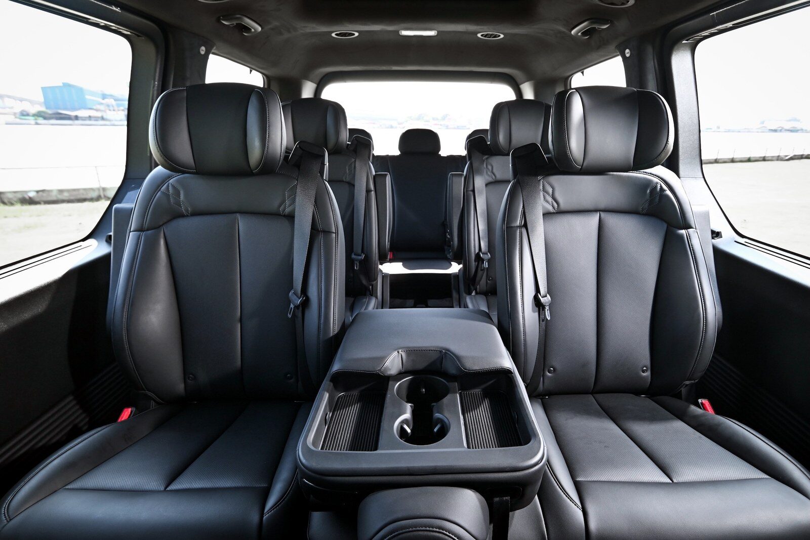 ็ัHyundai STARIA Hybrid โปรโมชั่นเปิดตัว STARIA Hybrid Privilege Package มูลค่ากว่า 100,000 บาท พร้อมชวนครอบครัวทดลองขับ 19-20 ก.ย. 2569 9
