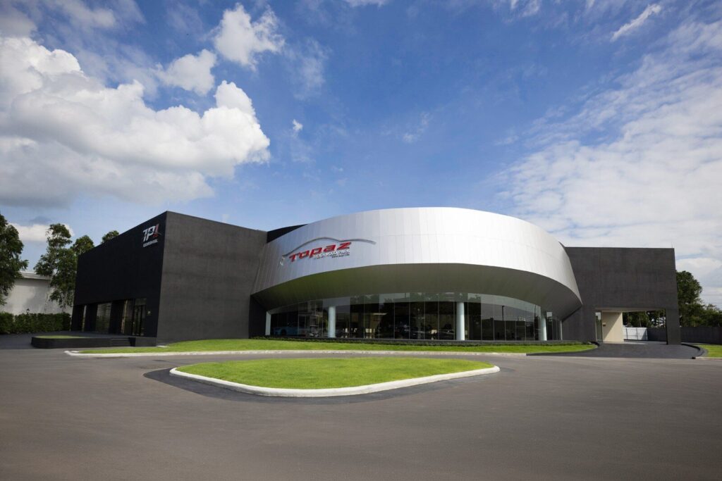 Reignwood Park ทุ่มงบกว่า 150 ล้านบาท เปิดตัว TOPAZ & TP1 ดึงมาตรฐาน Car Detailing ระดับโลกจากอังกฤษ ปักหมุดแลนด์มาร์กใหม่ของคนรักรถ 2026 13