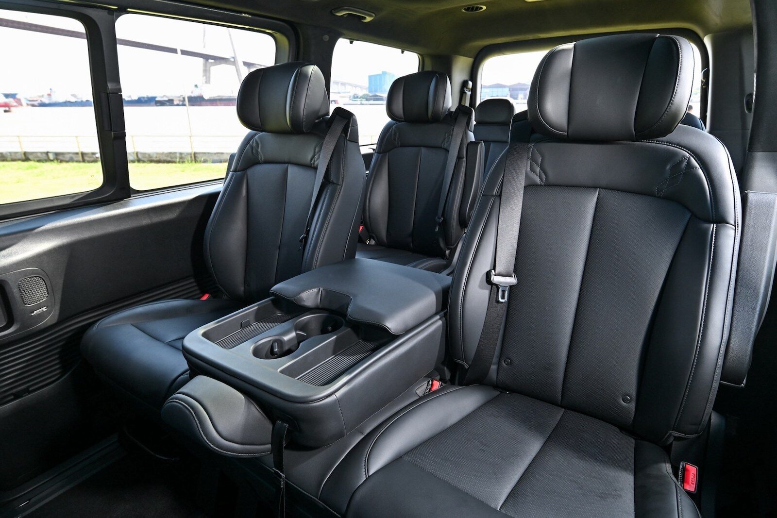 Hyundai ชูจุดเด่น STARIA Hybrid 2026 ทางเลือกใหม่ MPV ไฮบริด 11 ที่นั่ง ตอบโจทย์เสาหลักครอบครัว 13