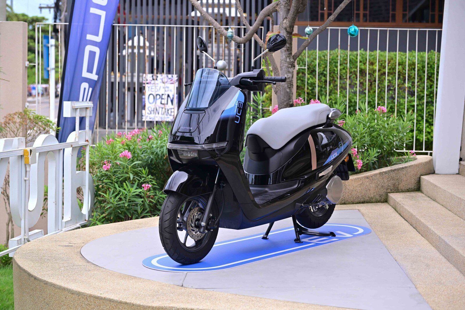 ไทยฮอนด้า ตอกย้ำสังคมสองล้อพลังงานทางเลือก จัดทริป “Honda UC3 Society Meet ครั้งที่ 3” พาผู้ขับขี่ท่องพัทยา พร้อมอัดโปรโมชัน Honda UC3 2026 สิทธิประโยชน์รวมกว่า 15,000 บาท 17