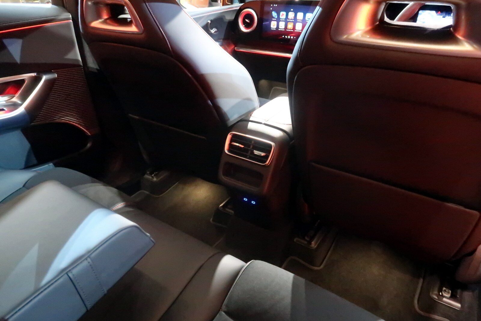 Mercedes-Benz electric GLC 2026 ในไทย วางราคาไม่เกิน 3.7 ล้าน 23