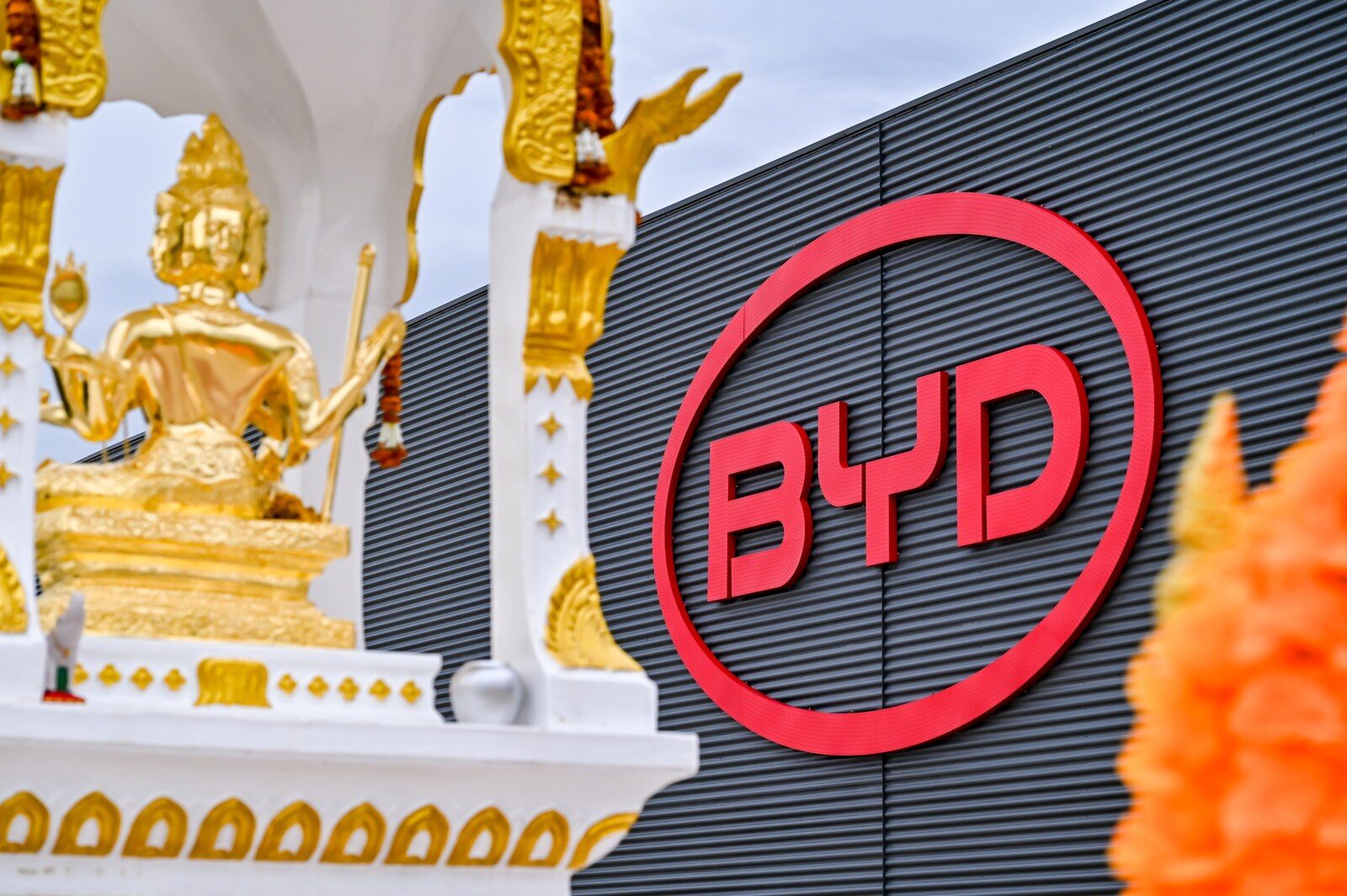 BYD ผลิตครบ 100,000 คันในไทยอย่างเป็นทางการ ดัน ATTO 3 สู่ตลาดโลก 25