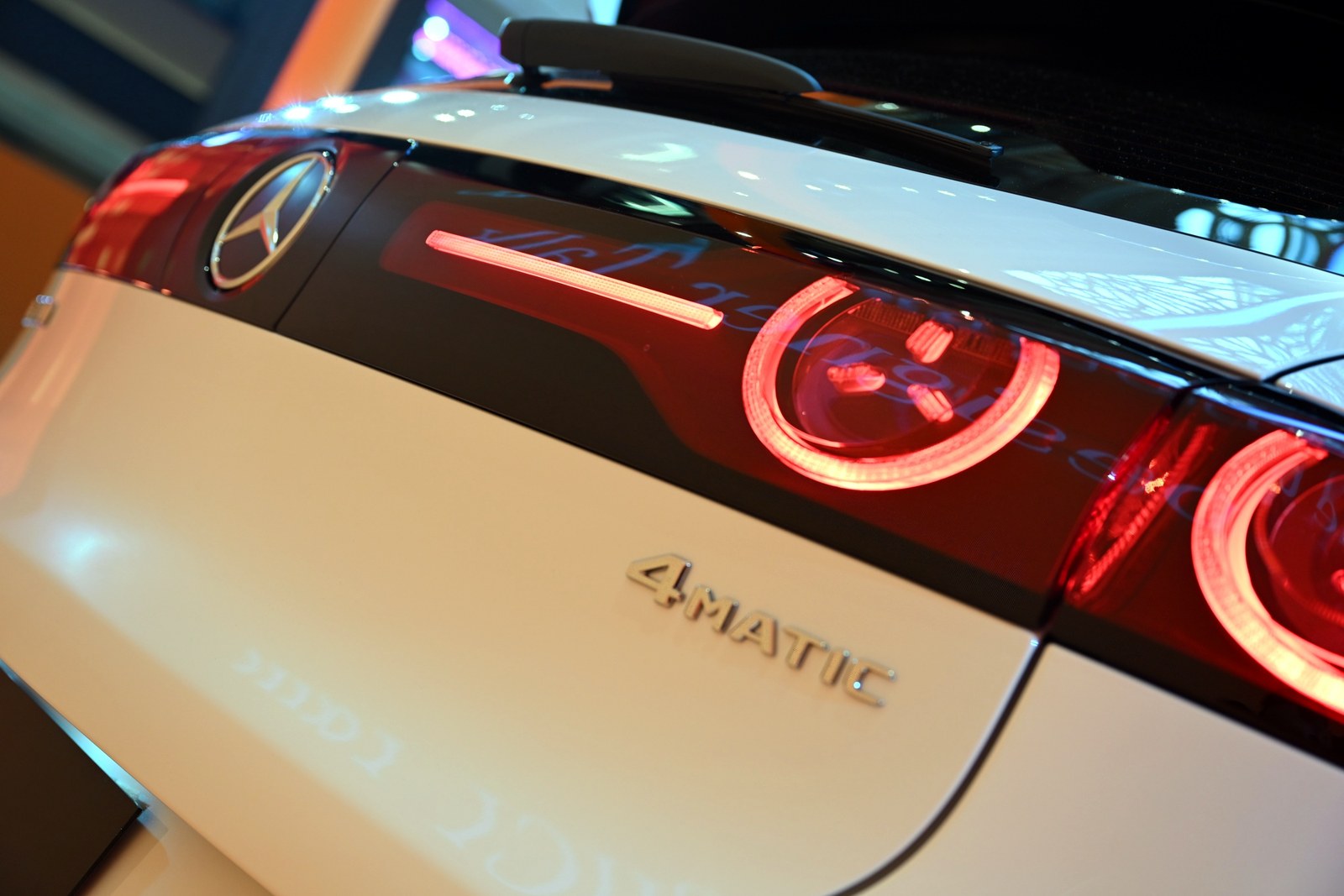 Mercedes-Benz electric GLC 2026 ในไทย วางราคาไม่เกิน 3.7 ล้าน 28