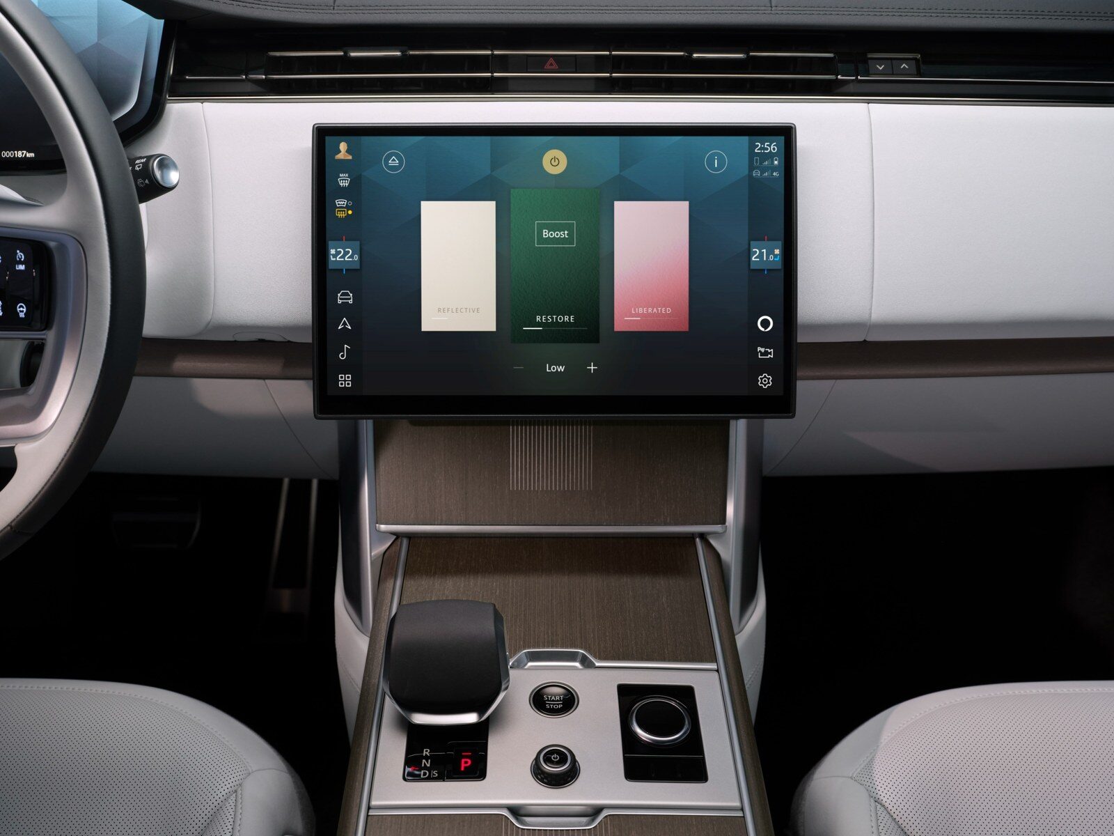เปิดตัว Range Rover Electric 2026 เอสยูวีไฟฟ้าเรือนร่างหรู 550 แรงม้า ลุยน้ำลึก 900 มม. ชาร์จไว 800V พร้อมเปิดรับจองในไทย 29