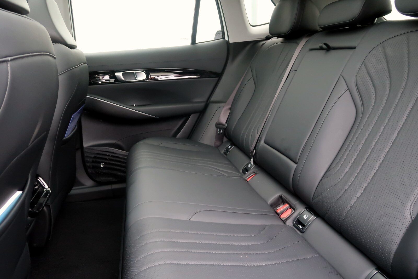 Geely Starray EM-R 2026 วิ่งจริง 22.2 กม./ลิตร เริ่ม 6 แสน 33
